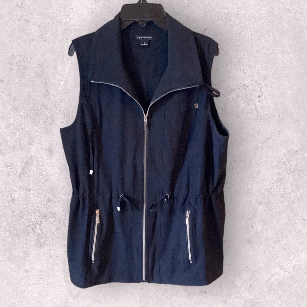 New Directions Black Fitted Utility Vest. - Picture 3 of 8